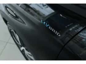 Peugeot 3008 (2023) thumbnail 9