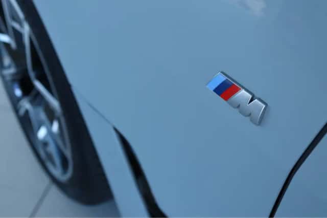 BMW i4 (2025) thumbnail 12