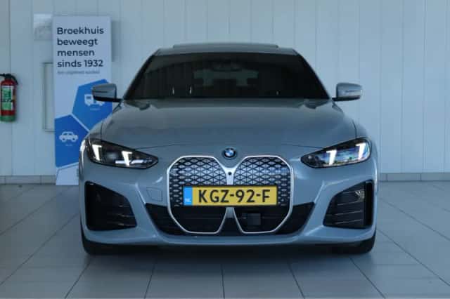 BMW i4 (2025) thumbnail 16