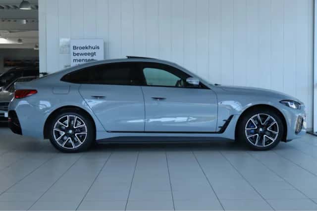 BMW i4 (2025) thumbnail 17