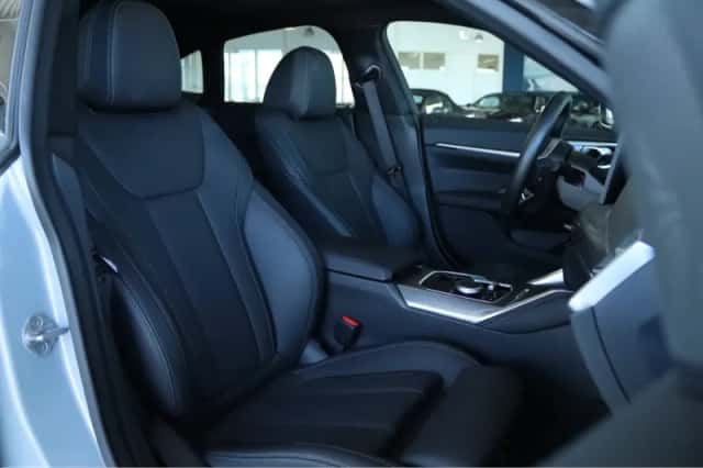 BMW i4 (2025) thumbnail 3