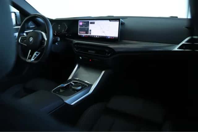 BMW i4 (2025) thumbnail 4