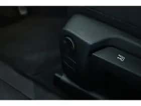 BMW i4 (2025) thumbnail 33