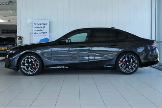 BMW i5 (2026) thumbnail 14