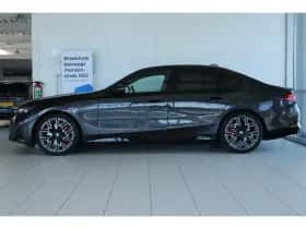 BMW i5 (2026) thumbnail 14