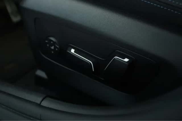 BMW i5 (2026) thumbnail 28