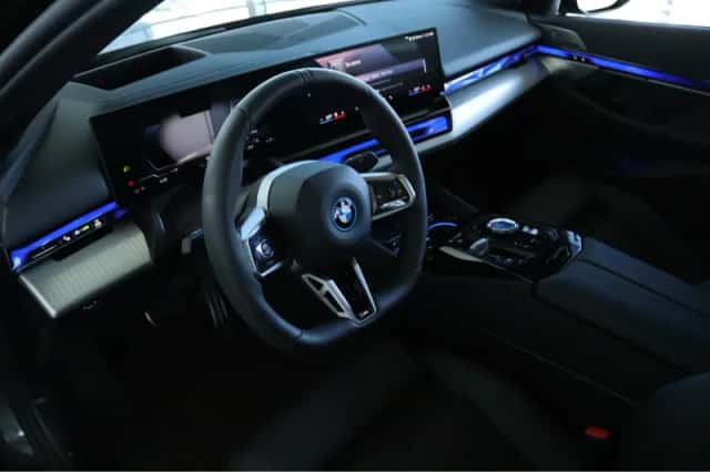 BMW i5 (2026) thumbnail 32