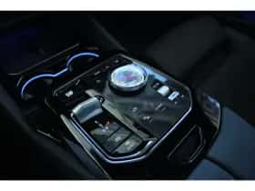 BMW i5 (2026) thumbnail 33