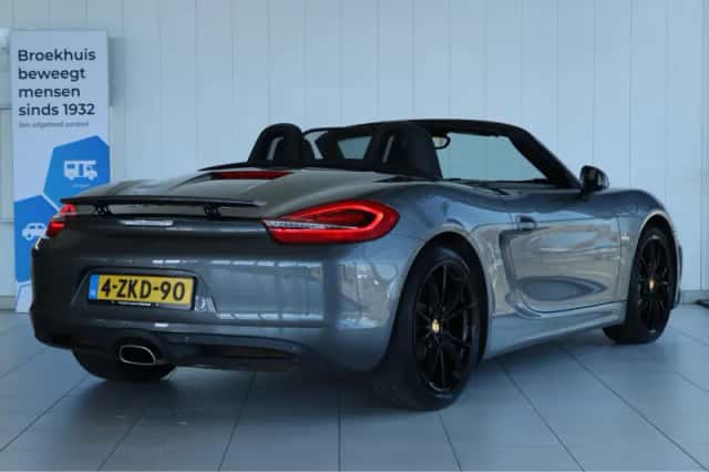 Porsche Boxster (2015) thumbnail 2