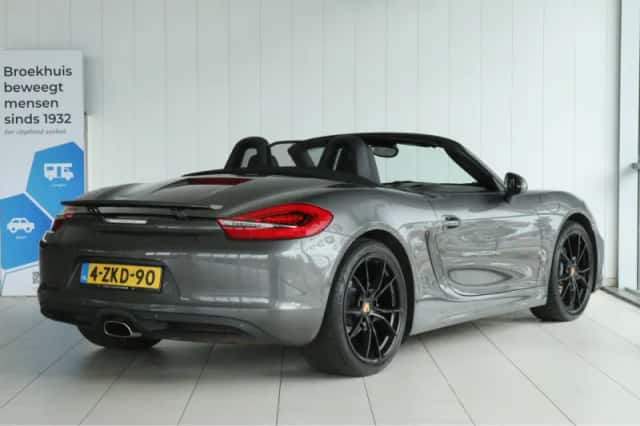 Porsche Boxster (2015) thumbnail 2