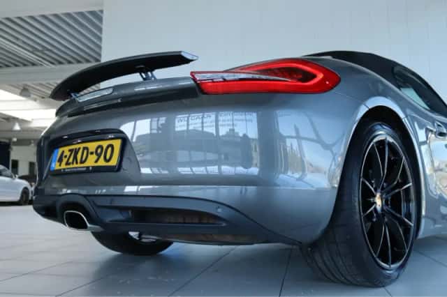 Porsche Boxster (2015) thumbnail 17