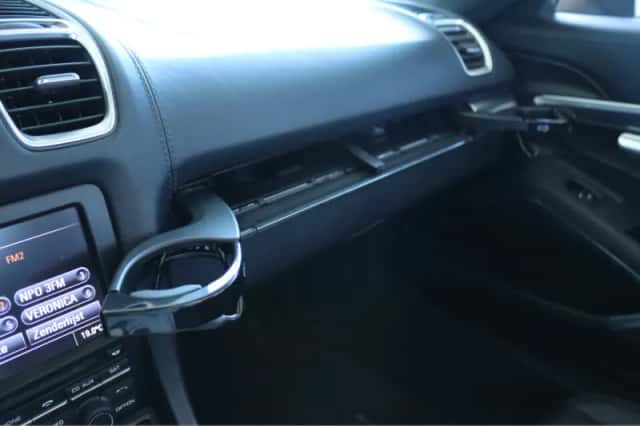 Porsche Boxster (2015) thumbnail 33
