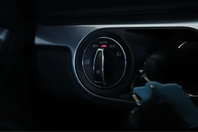 Porsche Boxster (2015) thumbnail 39