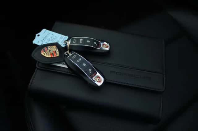Porsche Boxster (2015) thumbnail 40
