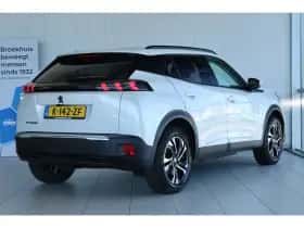 Peugeot e-2008 (2021) thumbnail 2