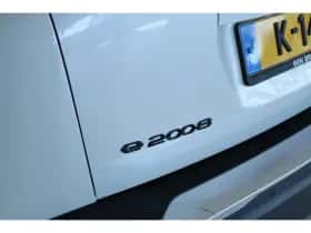 Peugeot e-2008 (2021) thumbnail 13