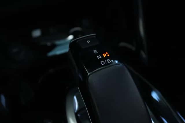 Peugeot e-2008 (2021) thumbnail 20