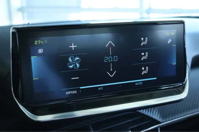 Peugeot e-2008 (2021) thumbnail 23