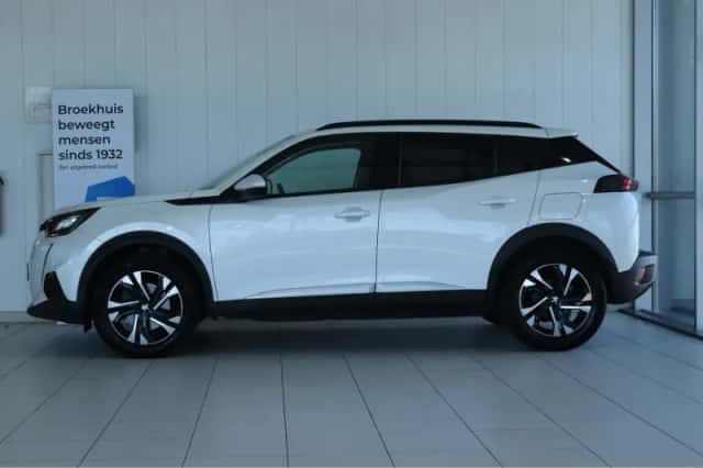 Peugeot e-2008 (2021) thumbnail 9