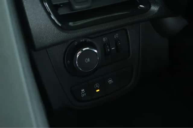Opel Karl (2019) thumbnail 9