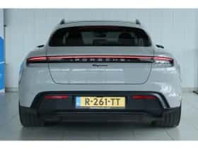 Porsche Taycan (2022) thumbnail 16