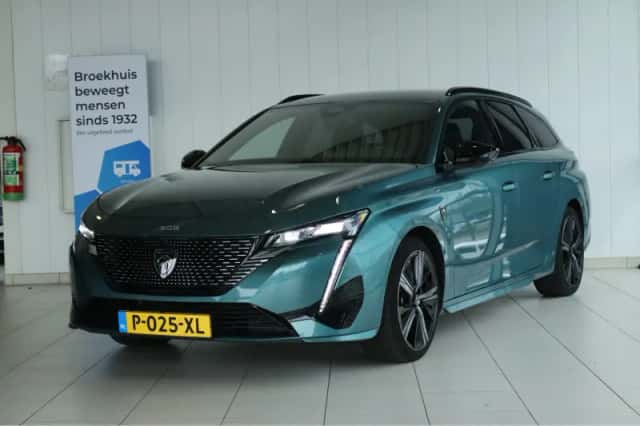 Peugeot 308 (2022) thumbnail 1