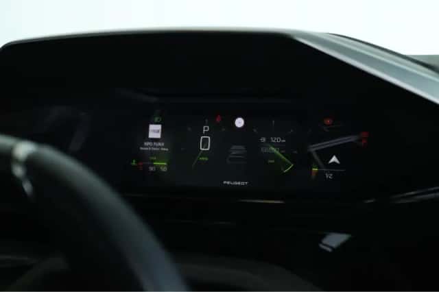 Peugeot 308 (2022) thumbnail 23