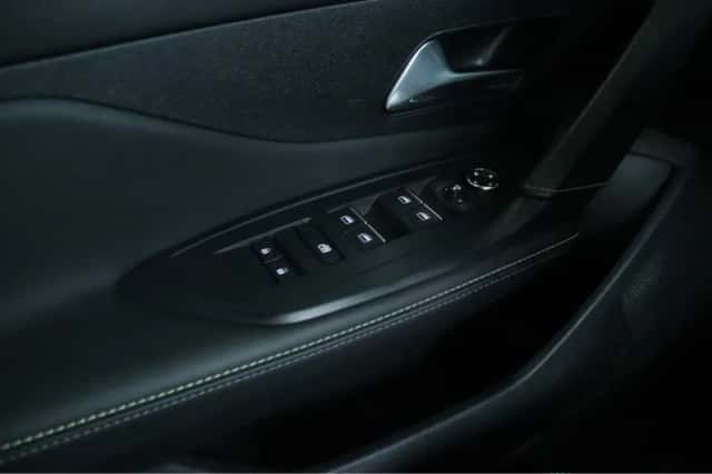 Peugeot 308 (2022) thumbnail 27