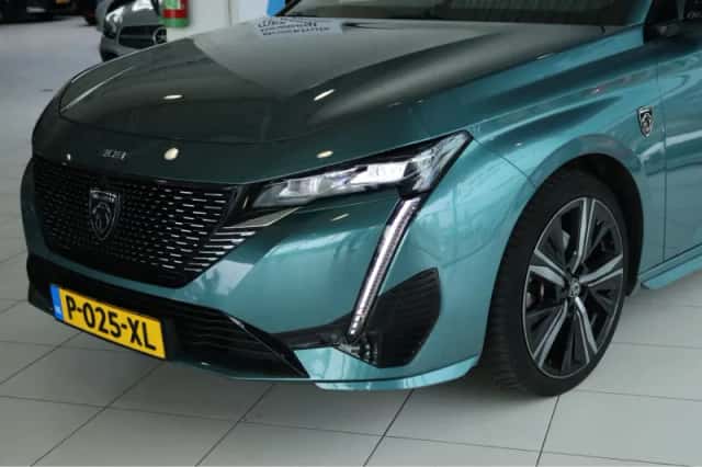 Peugeot 308 (2022) thumbnail 5