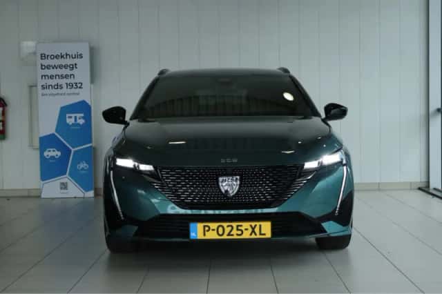 Peugeot 308 (2022) thumbnail 10