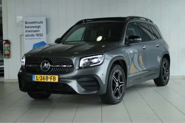Mercedes-Benz GLB-Klasse (2021) thumbnail 1