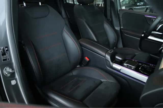 Mercedes-Benz GLB-Klasse (2021) thumbnail 3