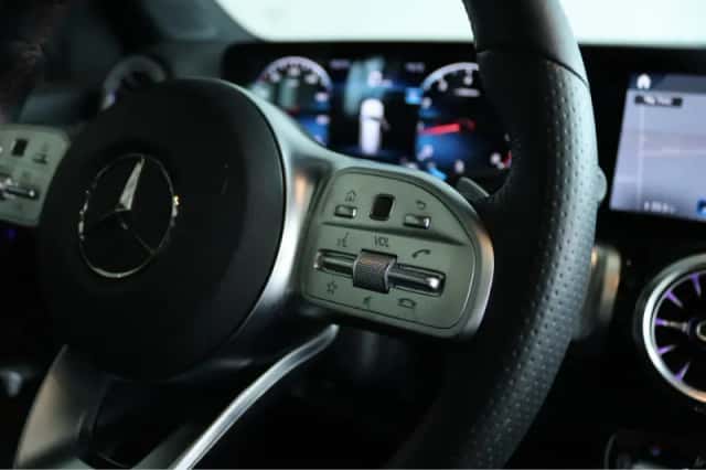 Mercedes-Benz GLB-Klasse (2021) thumbnail 32
