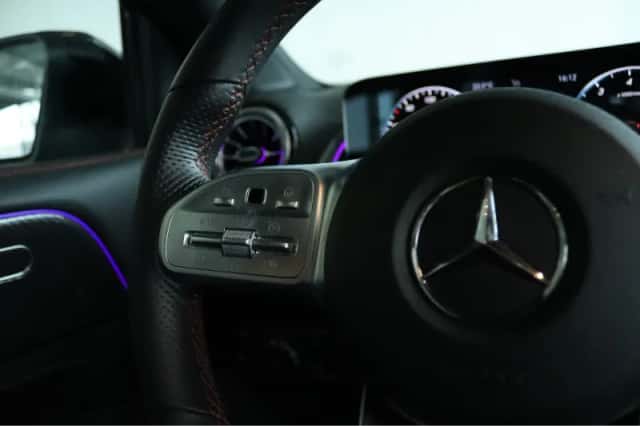 Mercedes-Benz GLB-Klasse (2021) thumbnail 33
