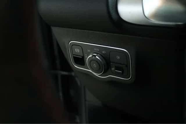 Mercedes-Benz GLB-Klasse (2021) thumbnail 36