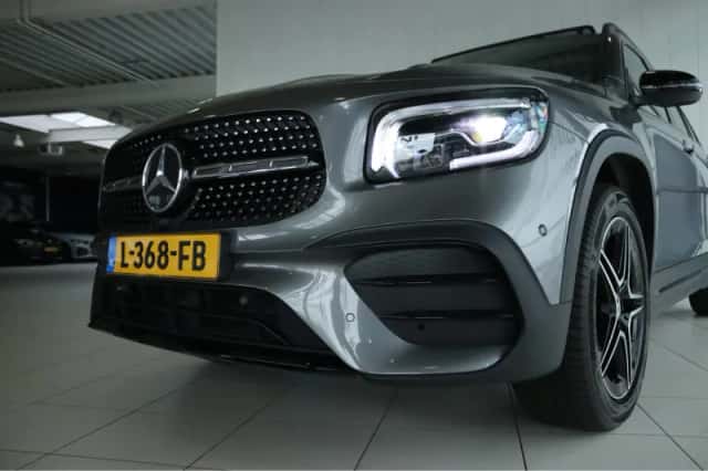Mercedes-Benz GLB-Klasse (2021) thumbnail 5