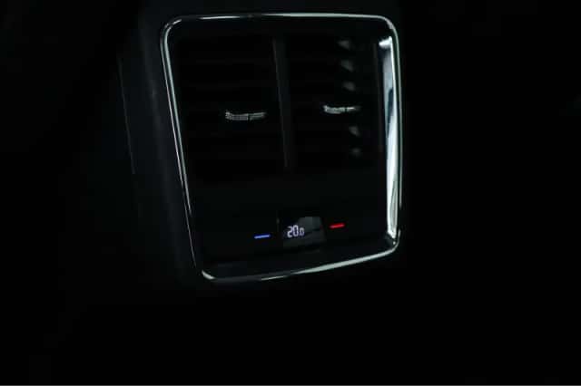 Škoda Enyaq (2022) thumbnail 15