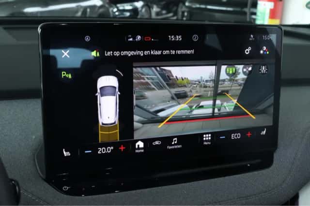 Škoda Enyaq (2022) thumbnail 23