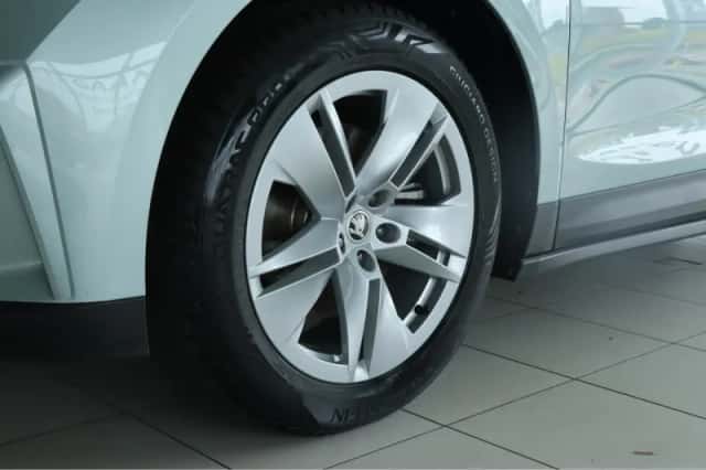 Škoda Enyaq (2022) thumbnail 7