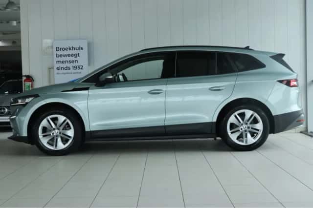 Škoda Enyaq (2022) thumbnail 8