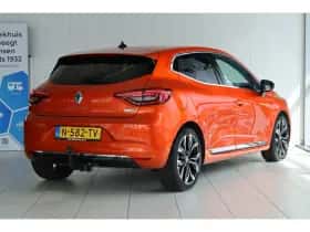 Renault Clio (2022) thumbnail 2