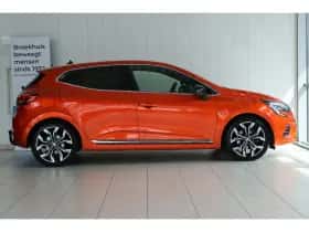 Renault Clio (2022) thumbnail 11