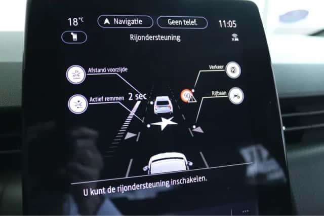 Renault Clio (2022) thumbnail 28