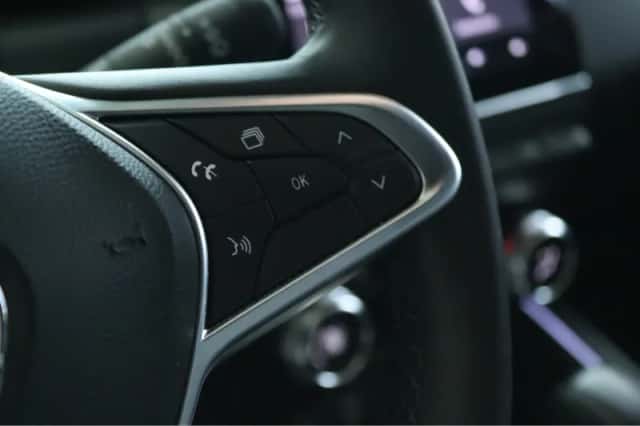 Renault Clio (2022) thumbnail 33