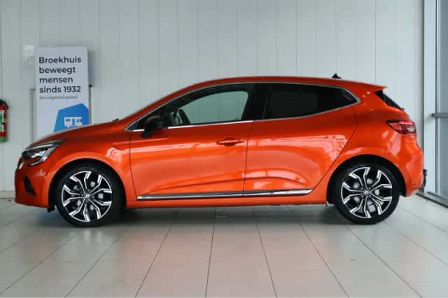 Renault Clio (2022) thumbnail 9