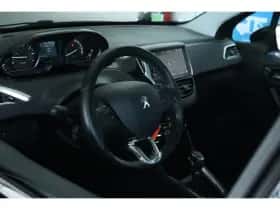Peugeot 208 (2019) thumbnail 4