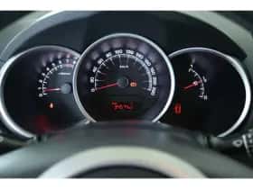 Kia Venga (2015) thumbnail 14