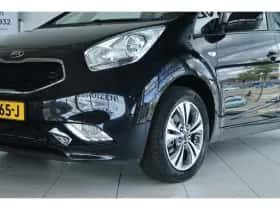 Kia Venga (2015) thumbnail 4