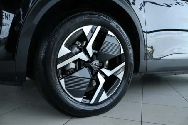 Peugeot e-2008 (2023) thumbnail 8