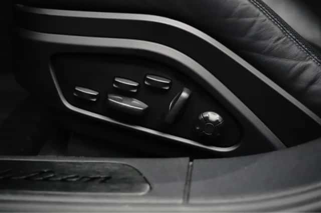 Porsche Panamera (2022) thumbnail 25